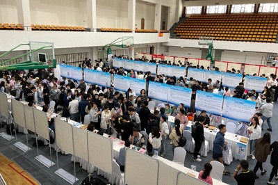 河北省舉辦醫(yī)療衛(wèi)生用人單位赴外引才活動